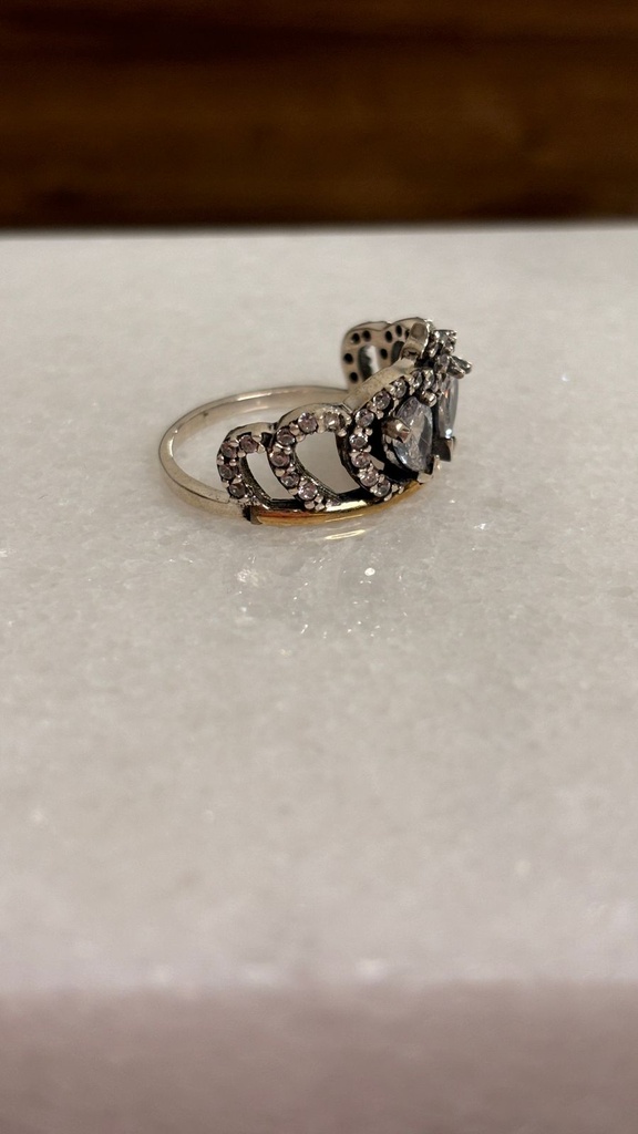 ANILLO QUEEN