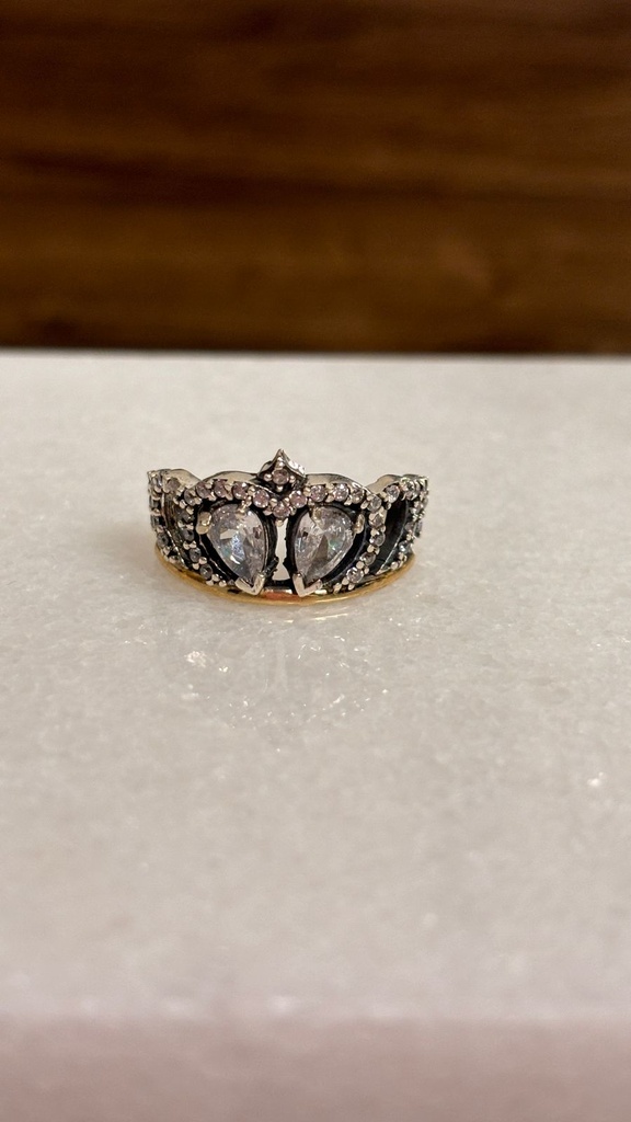 ANILLO QUEEN