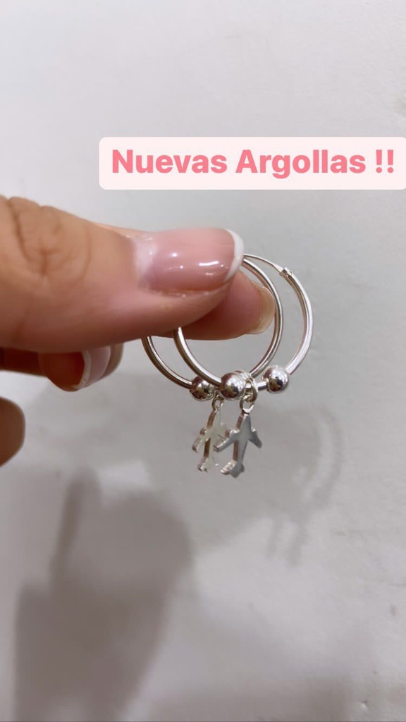 ARGOLLAS AVION