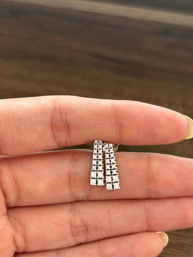 Arete Piramide D8001