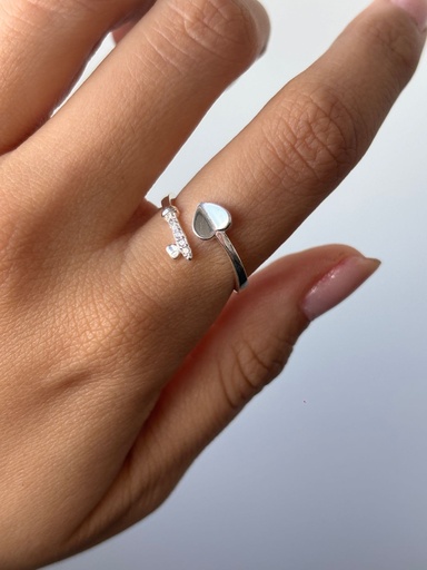 Anillo Loreli talla 6
