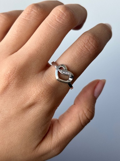 Anillo Nyra talla8,5