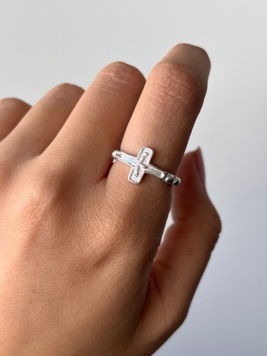 Anillo Evi talla 6